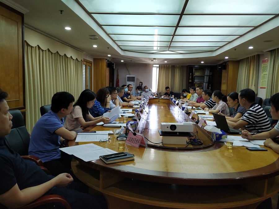 強化與自然資源部門協(xié)調(diào)聯(lián)動，扎實推進土壤污染防治工作